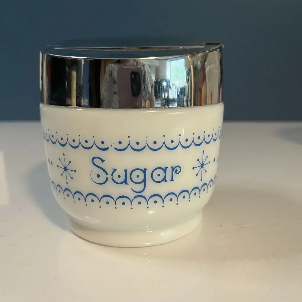 Vintage Gemco Snowflake Garland Milk Glass Sugar Bowl w/Lid Pyrex Compatible EUC